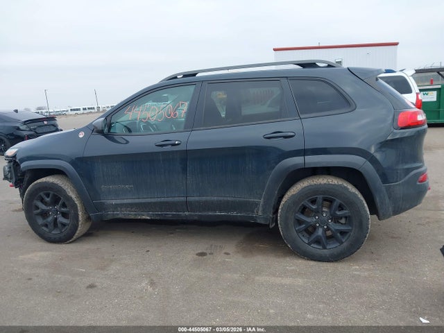1C4PJMBX9JD594983 Jeep Cherokee Trailhawk