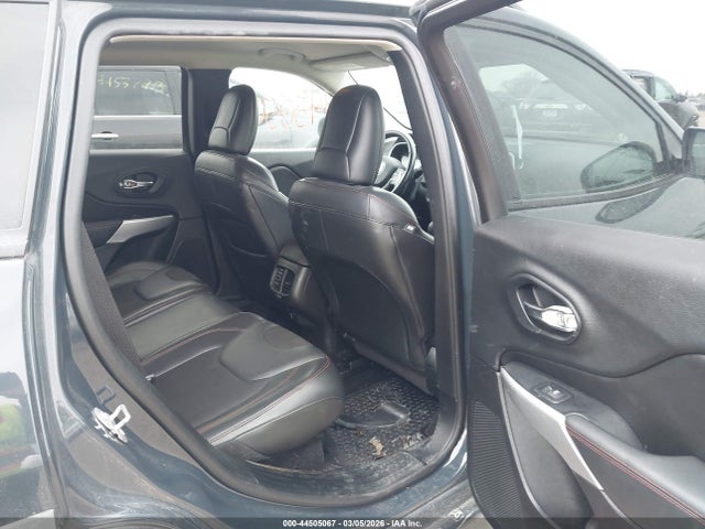1C4PJMBX9JD594983 Jeep Cherokee Trailhawk
