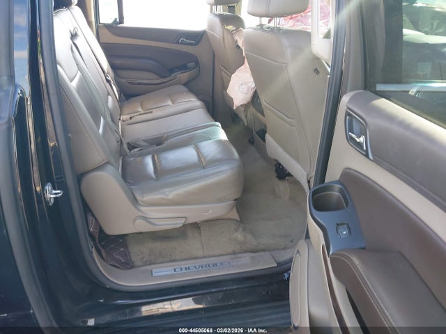 2019 Chevrolet Suburban Lt მანქანა იყიდება აუქციონზე, vin: 1GNSCHKC5KR109923, აუქციონის ნომერი: 44505068