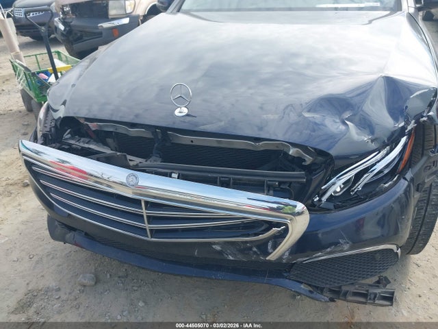44505070 :رقم المزاد ، WDDZF4JBXHA099984 vin ، 2017 Mercedes-benz E 300 مزاد بيع