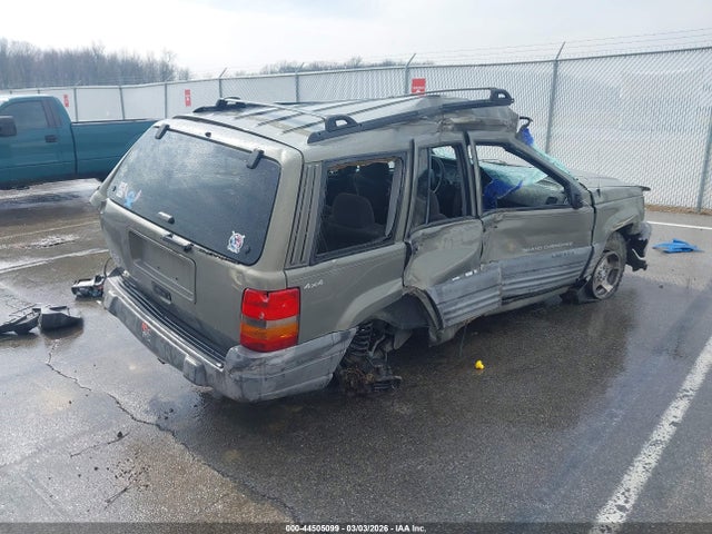 1998 Jeep Grand Cherokee Laredo მანქანა იყიდება აუქციონზე, vin: 1J4GZ58S6WC371026, აუქციონის ნომერი: 44505099