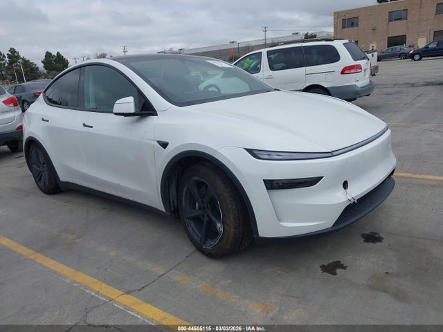 2026 TESLA MODEL Y 7SAYGDEE8TF356313 Photo 0