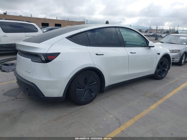 2026 TESLA MODEL Y 7SAYGDEE8TF356313 Photo 3