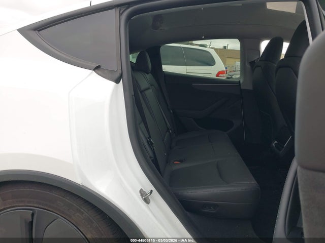 2026 TESLA MODEL Y 7SAYGDEE8TF356313 Photo 7