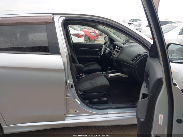 2011 MITSUBISHI OUTLANDER SPORT JA4AR4AU2BZ005731 Photo 4