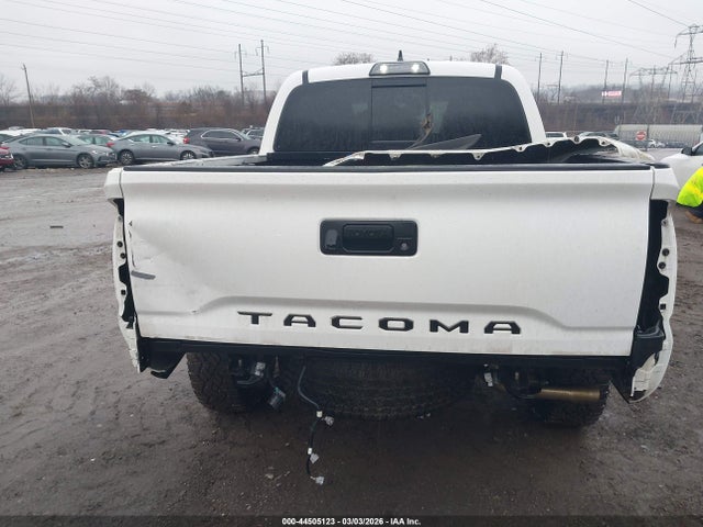 5TFCZ5AN2KX169764 Toyota Tacoma Trd Off Road
