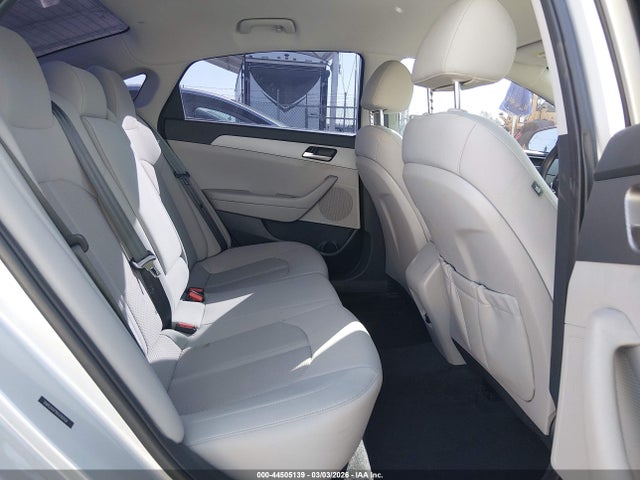 5NPE24AF9KH782458 Hyundai SONATA SE