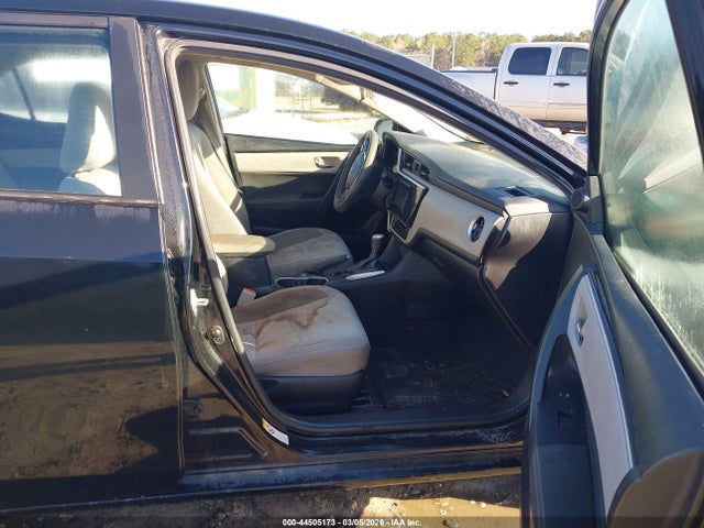 2T1BURHEXJC064961 Toyota COROLLA LE