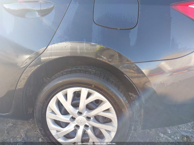 2T1BURHEXJC064961 Toyota COROLLA LE