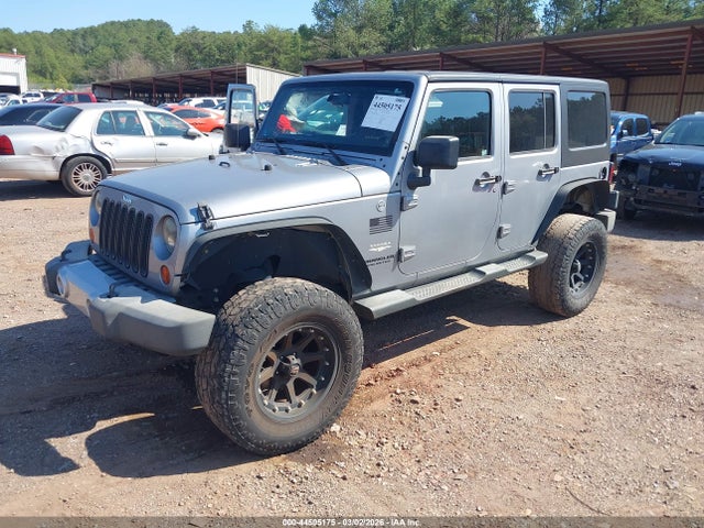 2013 Jeep Wrangler Unlimited Sahara მანქანა იყიდება აუქციონზე, vin: 1C4BJWEG8DL550453, აუქციონის ნომერი: 44505175