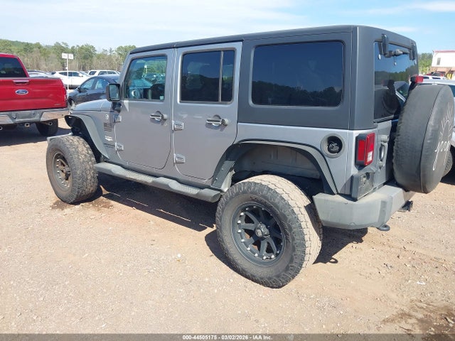 2013 Jeep Wrangler Unlimited Sahara მანქანა იყიდება აუქციონზე, vin: 1C4BJWEG8DL550453, აუქციონის ნომერი: 44505175