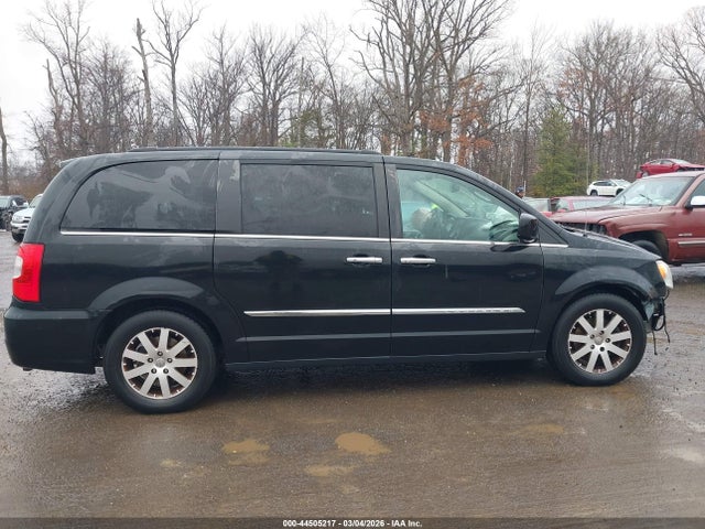 44505217 :رقم المزاد ، 2C4RC1BG9GR232210 vin ، 2016 Chrysler Town & Country Touring مزاد بيع