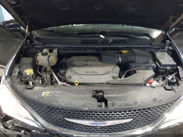 Продажа на аукционе авто 2020 Chrysler Pacifica Touring L Plus, vin: 2C4RC1EG1LR238346, номер лота: 44505250