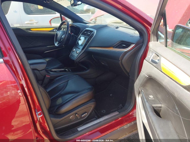 5LMCJ2C96KUL02624 Lincoln MKC SELECT