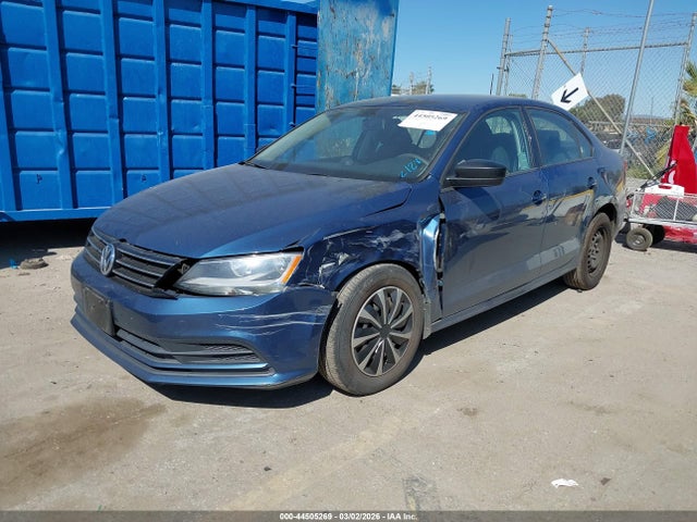 3VW267AJ8GM338788 Volkswagen Jetta 1.4t S