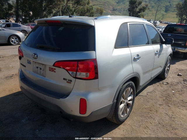 5XYKU4A74EG527573 KIA Sorento Ex V6
