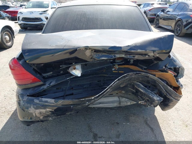 2011 FORD CROWN VICTORIA 2FABP7BVXBX167949 Photo 5