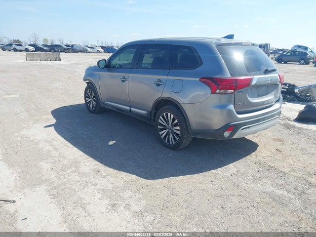 Продаж на аукціоні авто 2019 Mitsubishi Outlander Es, vin: JA4AD2A3XKZ007589, номер лоту: 44505299