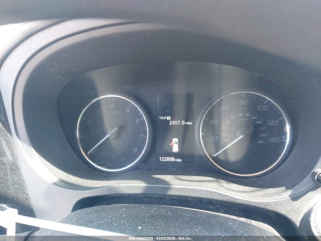 Продаж на аукціоні авто 2019 Mitsubishi Outlander Es, vin: JA4AD2A3XKZ007589, номер лоту: 44505299