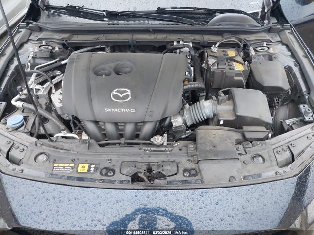 JM1BPAKLXN1518152 Mazda Mazda3 Select