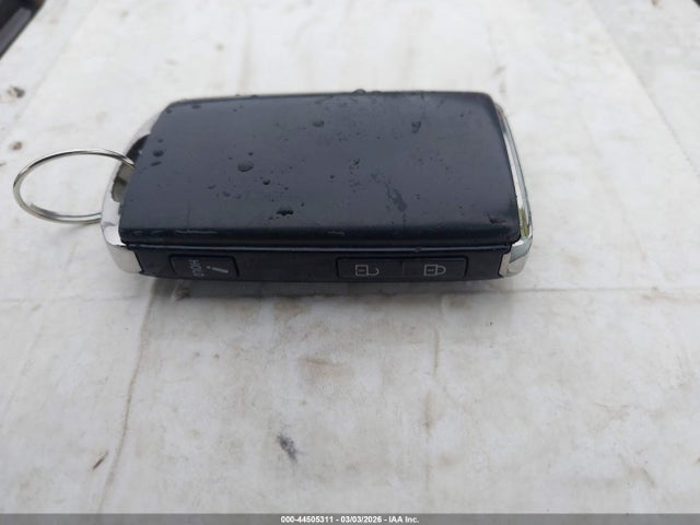 JM1BPAKLXN1518152 Mazda Mazda3 Select