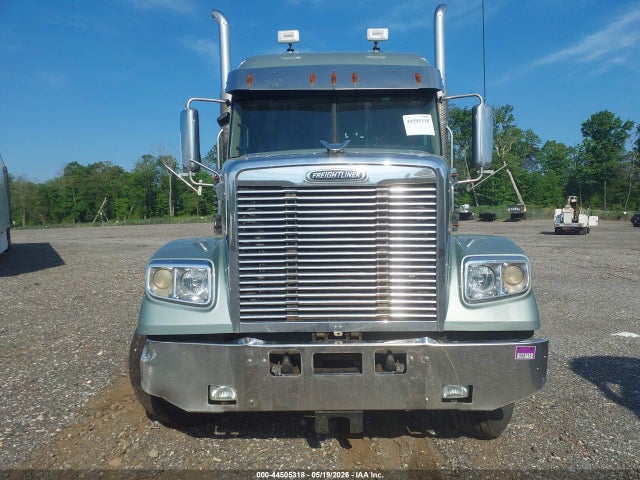 Продажа на аукционе авто 2018 Freightliner Sd122, vin: 3AKJGNDR2JDJM1658, номер лота: 44505318