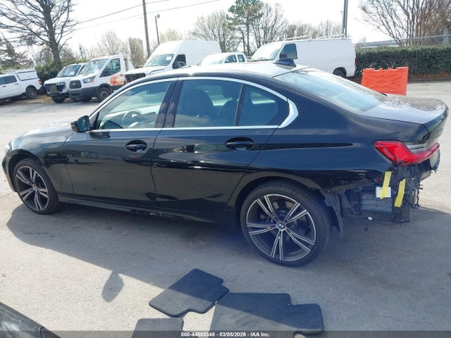 44505348 :رقم المزاد ، 3MW5R7J03M8C05842 vin ، 2021 Bmw 330i Xdrive مزاد بيع