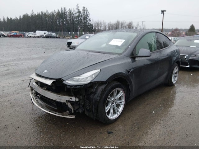 2021 TESLA MODEL Y 5YJYGAEE0MF176935 Photo 1