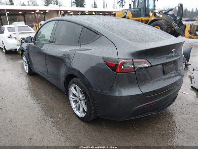 2021 TESLA MODEL Y 5YJYGAEE0MF176935 Photo 2