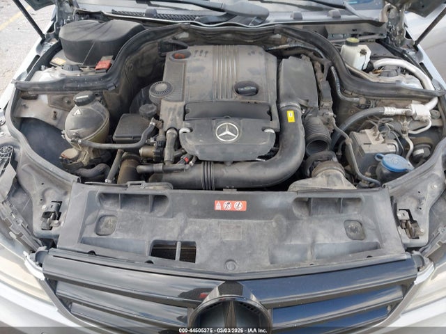 2014 Mercedes-benz C 250 Sport მანქანა იყიდება აუქციონზე, vin: WDDGF4HB1ER305445, აუქციონის ნომერი: 44505375