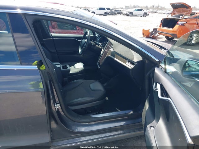 2015 TESLA MODEL S 5YJSA1S26FF085821 Photo 4