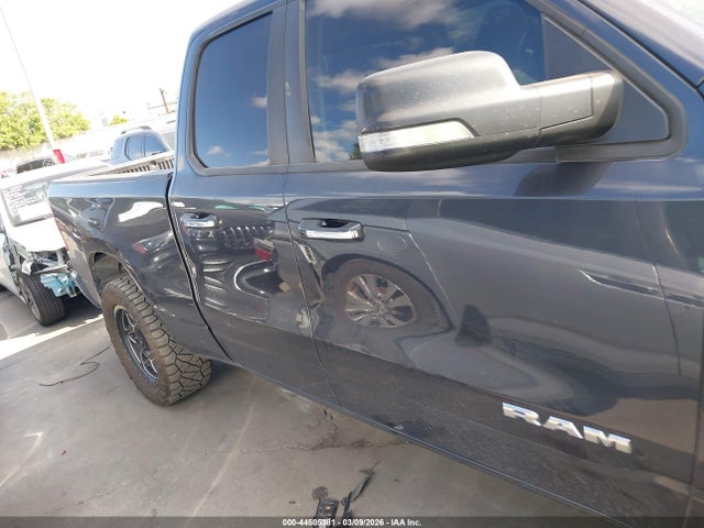 1C6RREBT5LN278005 RAM 1500 Big Horn 4x2 6&#039;4 Box