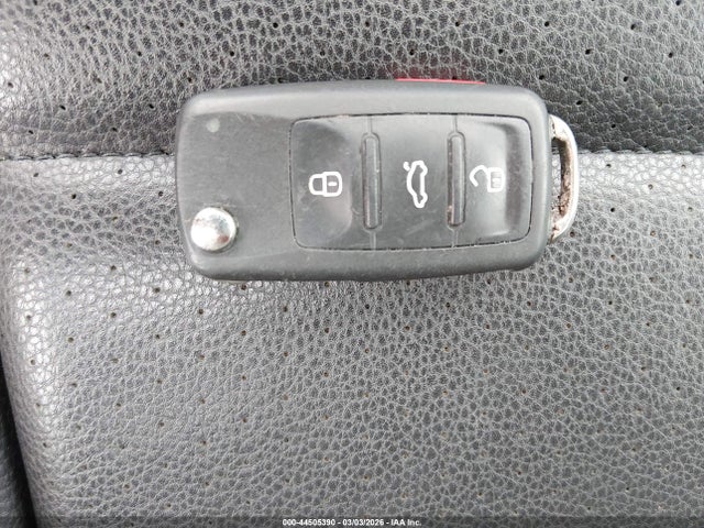 44505390 :رقم المزاد ، WVGAV7AX7HK041571 vin ، 2017 Volkswagen Tiguan 2.0t/2.0t S مزاد بيع