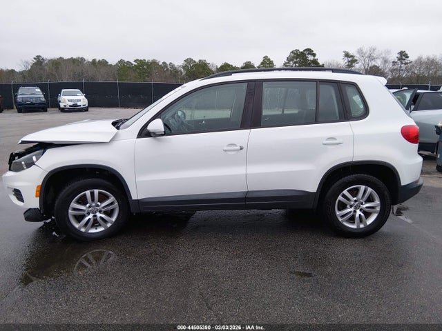 44505390 :رقم المزاد ، WVGAV7AX7HK041571 vin ، 2017 Volkswagen Tiguan 2.0t/2.0t S مزاد بيع