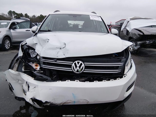 44505390 :رقم المزاد ، WVGAV7AX7HK041571 vin ، 2017 Volkswagen Tiguan 2.0t/2.0t S مزاد بيع