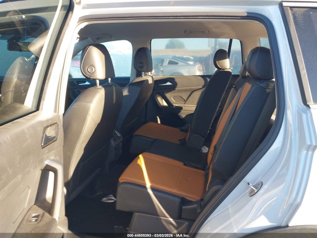 3VV3B7AX7JM001836 Volkswagen Tiguan 2.0t Se/2.0t Sel