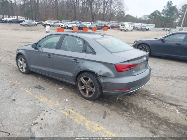 2017 Audi A3 2.0t Premium მანქანა იყიდება აუქციონზე, vin: WAUB8GFFXH1068024, აუქციონის ნომერი: 44505432