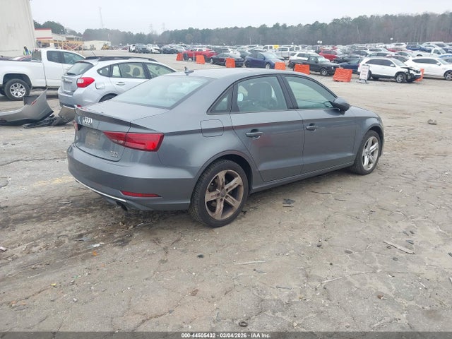 2017 Audi A3 2.0t Premium მანქანა იყიდება აუქციონზე, vin: WAUB8GFFXH1068024, აუქციონის ნომერი: 44505432