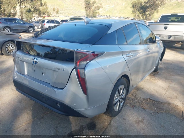 JTDKBRFUXH3580210 Toyota Prius Two