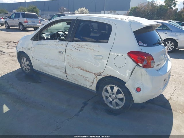 2014 MITSUBISHI MIRAGE ML32A4HJ3EH025805 Photo 2