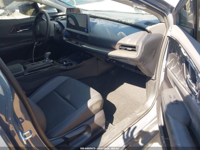 JTDACAAU9T3067105 Toyota PRIUS XLE