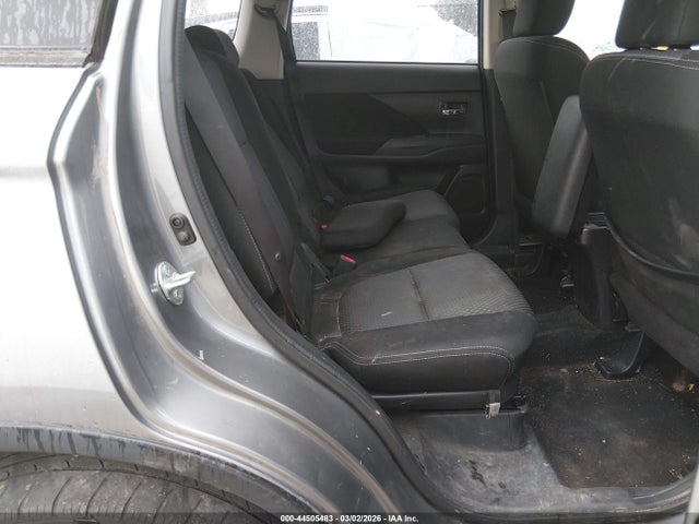 2016 MITSUBISHI OUTLANDER JA4AZ3A36GZ041124 Photo 7