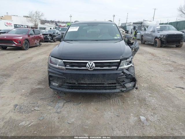 3VV2B7AX3MM047776 Volkswagen Tiguan 2.0t Se/2.0t Se R-line Black/2.0t Sel