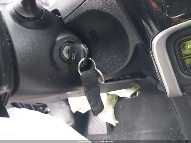 2T1BURHE2HC750762 Toyota COROLLA SE