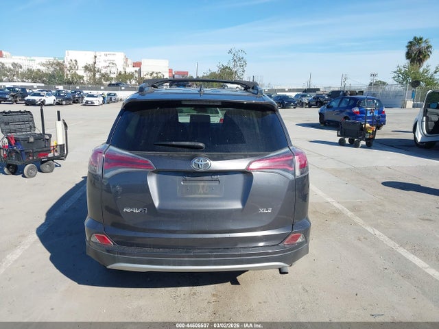 Toyota Rav4 Xle 2017 JTMWFREV8HJ113797 Image 16