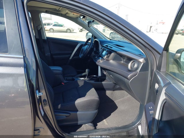 Toyota Rav4 Xle 2017 JTMWFREV8HJ113797 Image 5