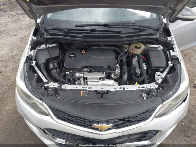 1G1BE5SM9H7105977 Chevrolet Cruze Lt Auto