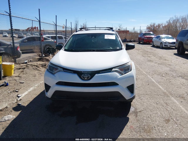 JTMBFREV4JJ228479 Toyota RAV4 LE