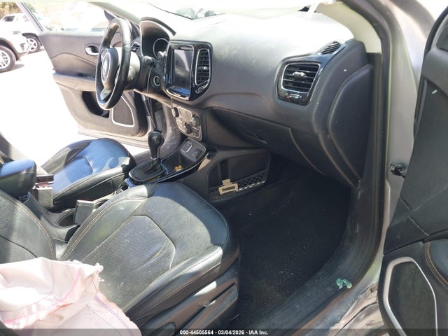 2019 JEEP COMPASS 3C4NJCCB3KT660055 Photo 4