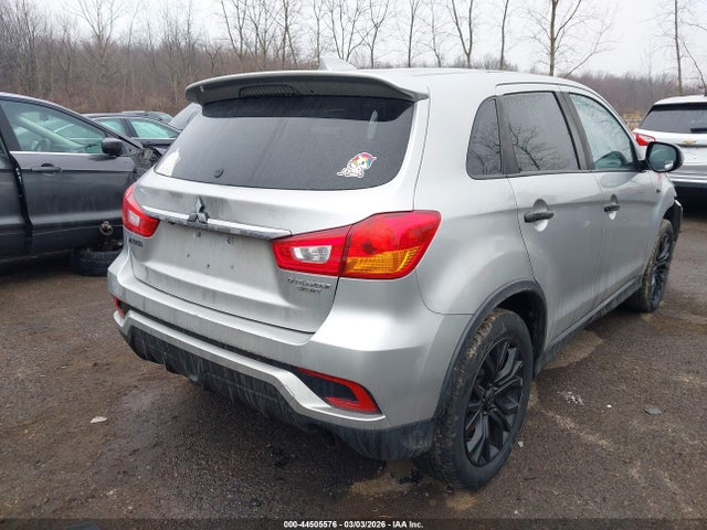 2018 MITSUBISHI OUTLANDER SPORT JA4AP3AUXJZ032741 Photo 3